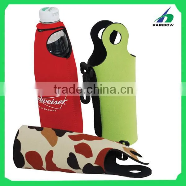 Neoprene insulated sports water bottle carrier