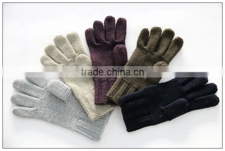100 % WOOL GLOVES