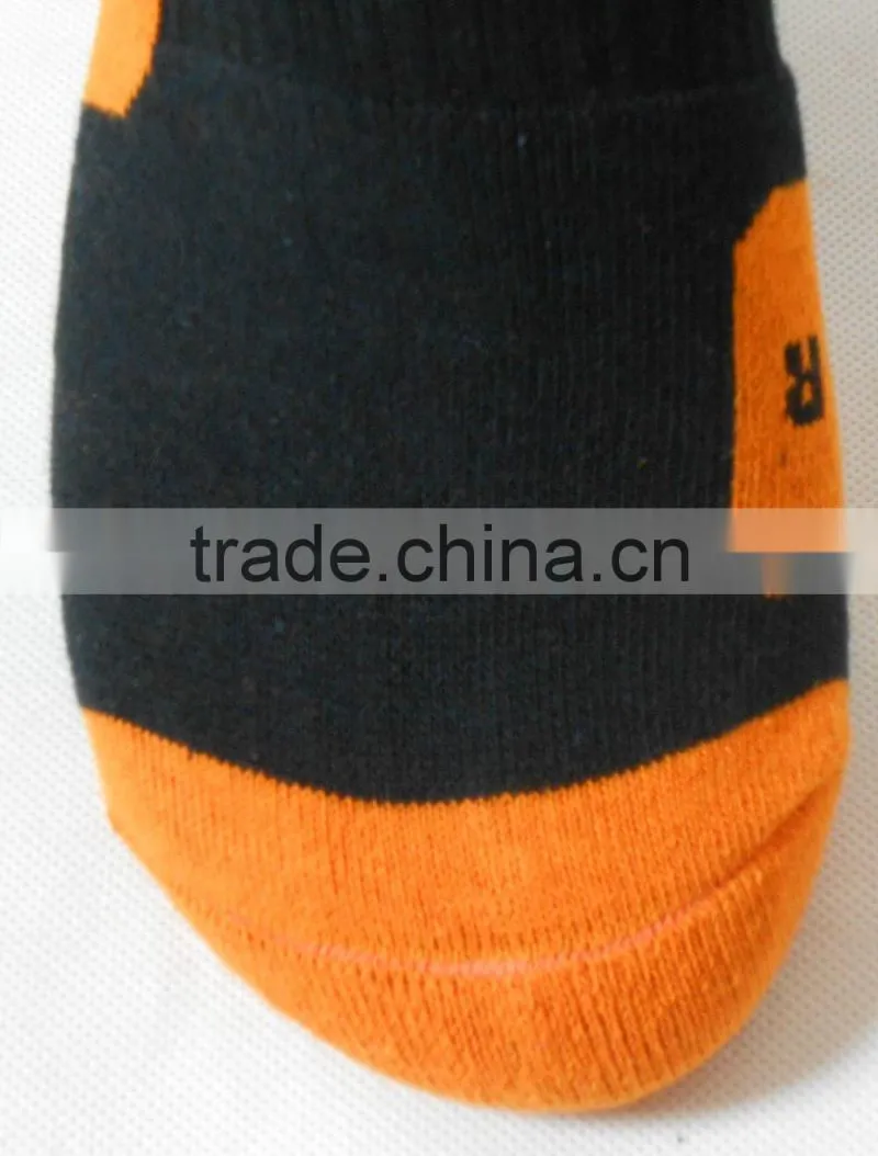 Custom Wholesale Athletic Elite Basketball /Football Socks