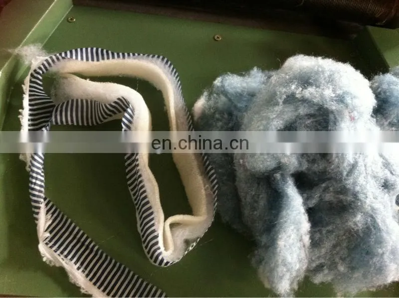 Fiber carding machine