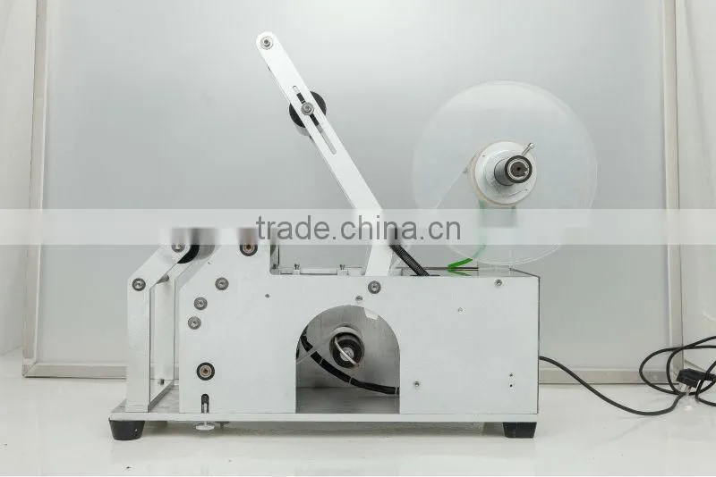 MT-50 manual bottle label sticking machine