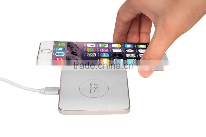 Manufacturer Wholesales QI Wireless Charger universal wireless charger