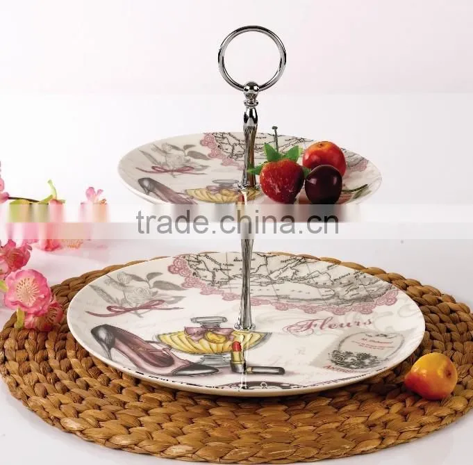 White round porcelain/ceramic three-layer plate