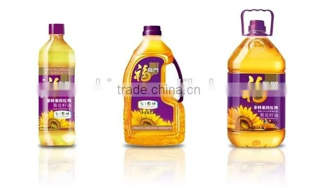Semi automatic labeling machine