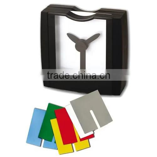 Hot removable plastic table clock for gift