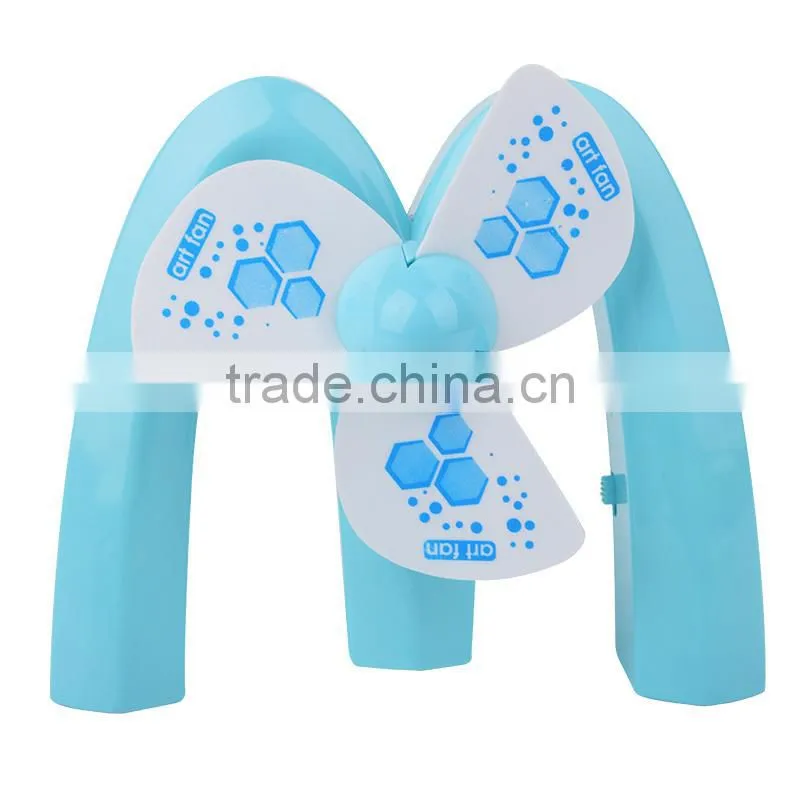 Supply fashion Creative M modeling USB charging large wind fan