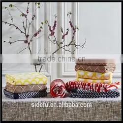 Superior 100% Cotton Piano Key Jacquard Terry Bath Towel