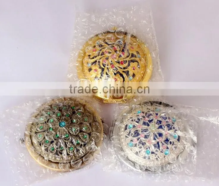Metal Hollw Rhinestone Embessed Glass Lens Double Folding Mirrors