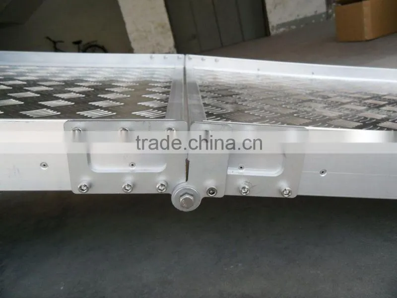 China famous BMWR-2 Aluminum Manual Folding Ramps for van and minibus