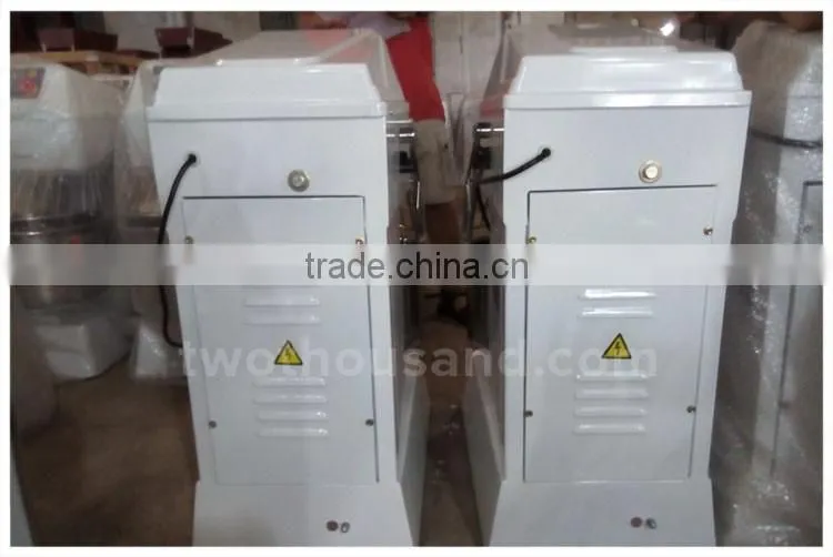 20 Liters Belt and Chain Transmission CE Approved with Flour Mixing Machine for Bread