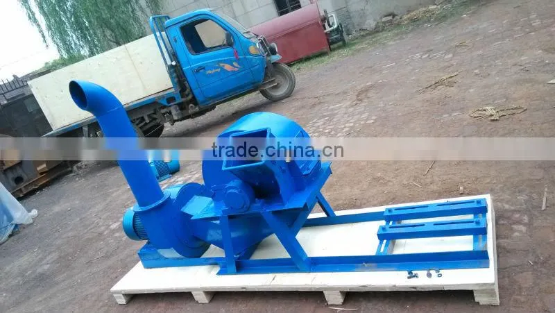 Wood crusher pulverizer for sawdust