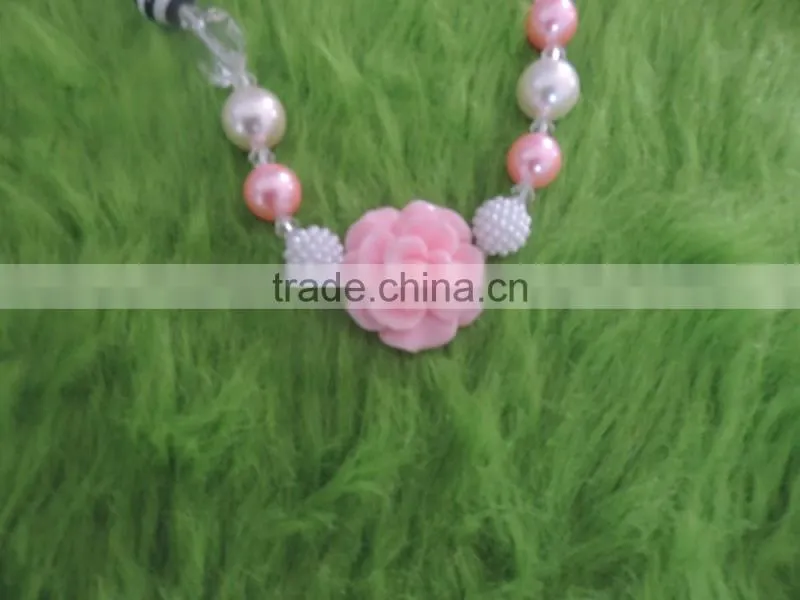 Children plastic Necklace Girl Party Pearl Necklace With Rose