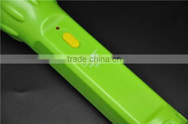 high quality led solar rechageable flashlight