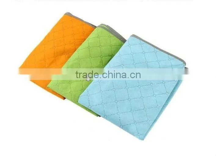 Clothes organizer bag