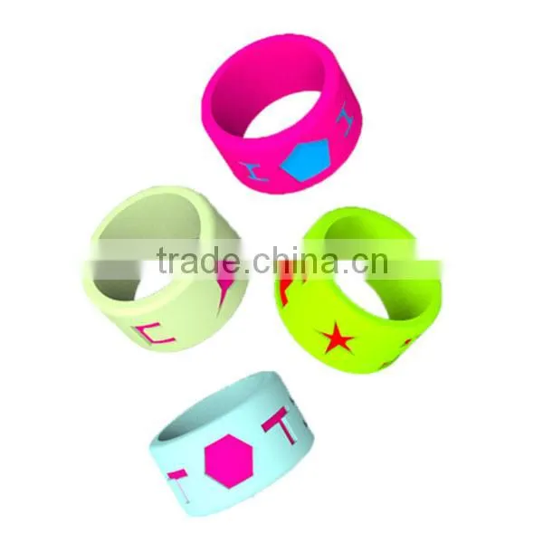 2015 china excellent custom soft swing ring wholesales