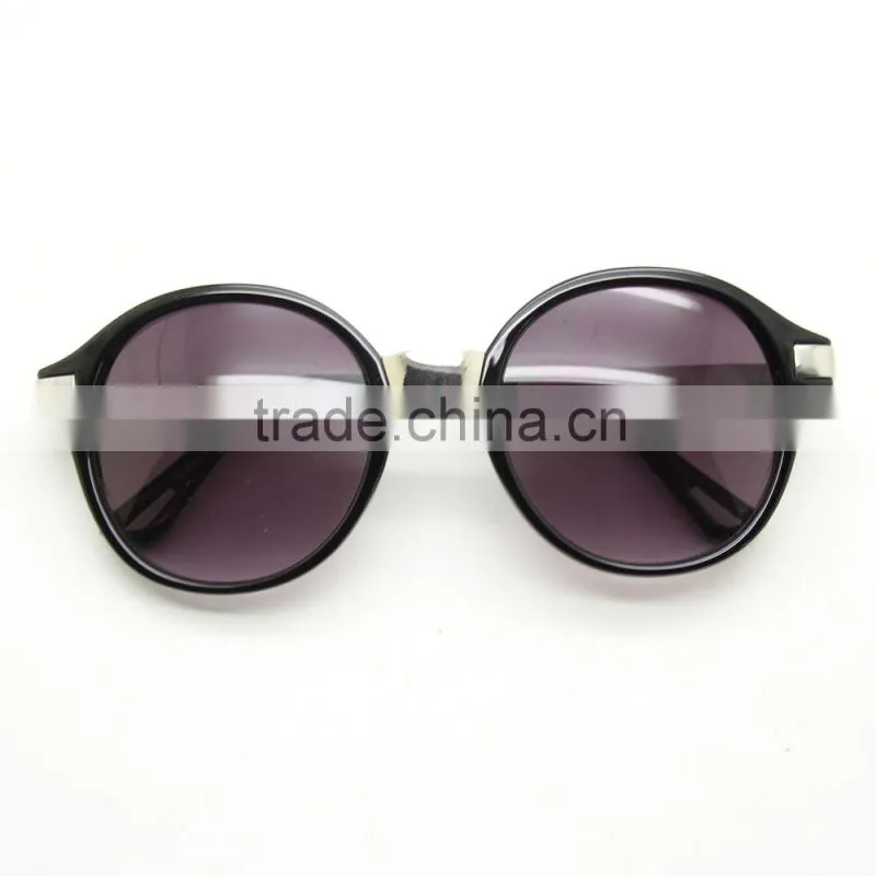 Classic Style Circular Metal Round Sunglasses With Metal Bar