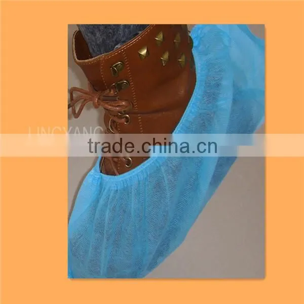 3grams blue disposable printed plastic overshoes