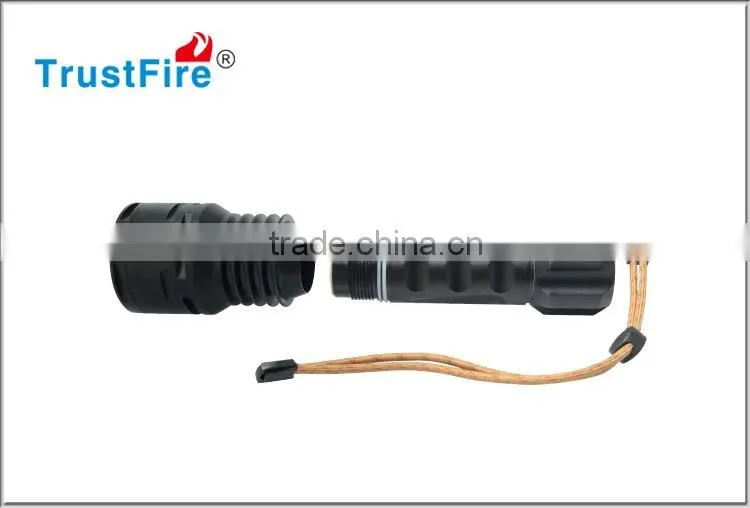 TrustFire DF003 aluminum diving flashlight operated by CREE XML T6 led 3000lm 3 led diving flashtorch CE,FCC certification