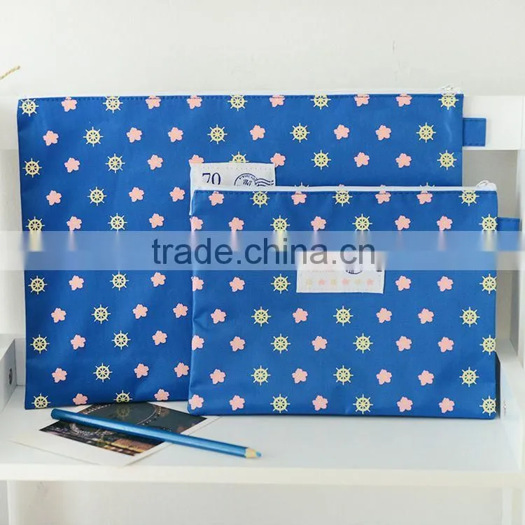 cangnan qingyang wholesale custom clear fasion 600d Polyester Pencil Case for teenagers