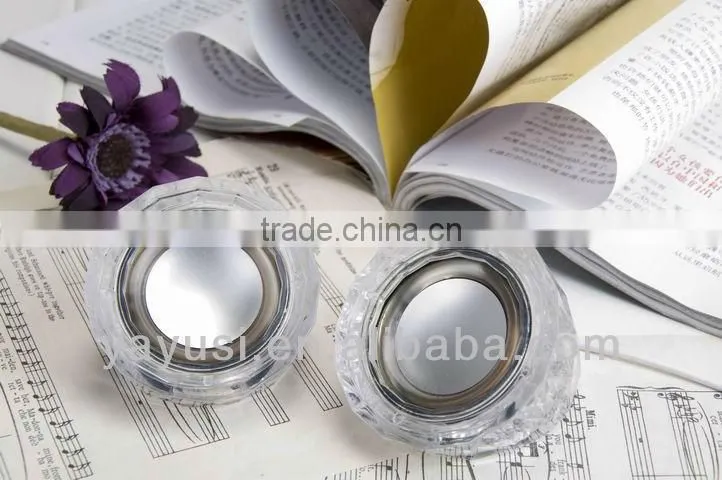 2.0 mini portable speaker, with beautiful color flash