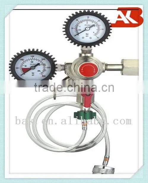 Double gauge-beer CO2 gas regulator