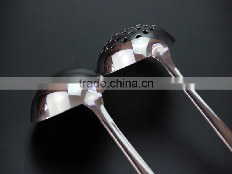 2015 highQuality kitchen tools with plastic color handle kitchen tools/Hot pot spoon/strainer Customizable LOGO 1PCS S26