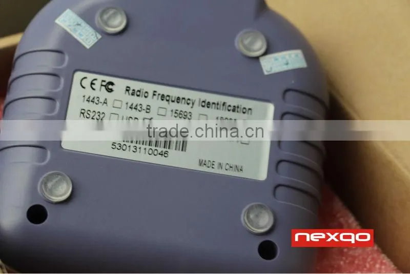Wireless smart chip card reader and copier