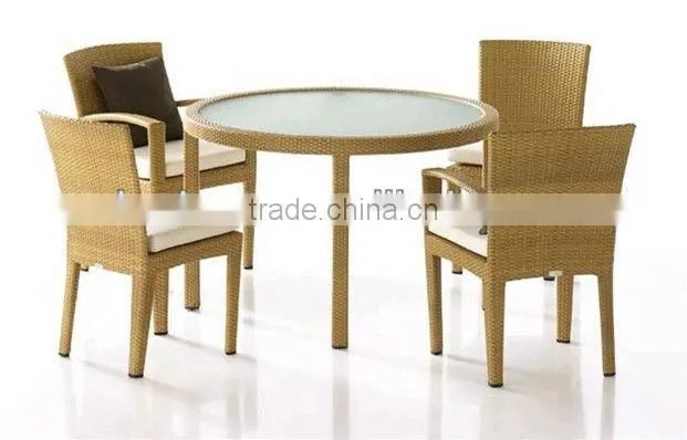 5pcs Outdoor And Garden Rattan Dining Table and Chairs Set