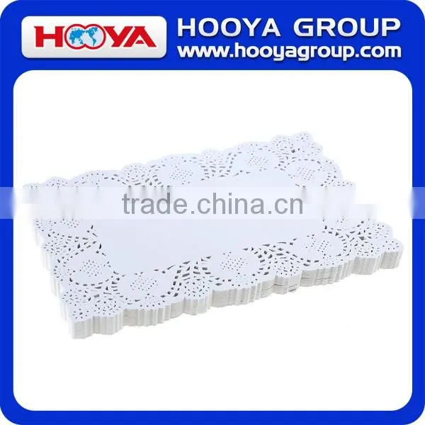 24PCS 30x40cm White Rectangle Greaseproof Disposable Lace Paper Doilies Cake Placemats for Cookies Wedding Cupcake Dessert
