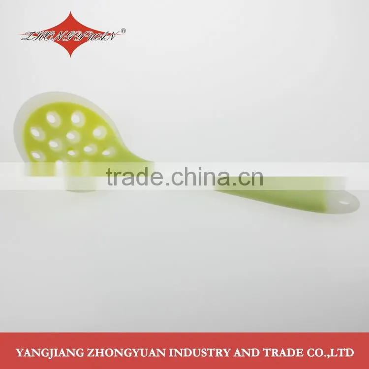 Kitchen utensil food grade silicone slotted spoon with soft grip