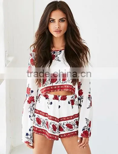 Custom fashion floral print two piece set women clothing sexy crop top and short suits