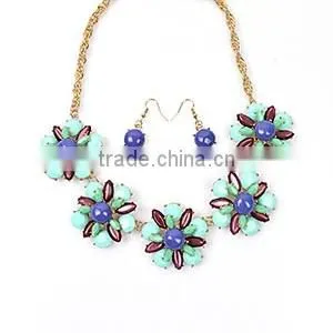 2016 Costume Jewelry Multi Color Statement Necklace Fllower Design