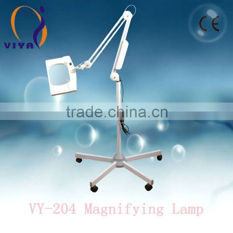 magnifying glass with light stand