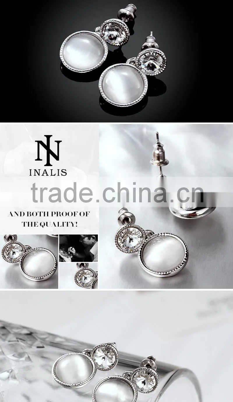Lekani cateye with diamond 18K Gold fashoin elegant earring