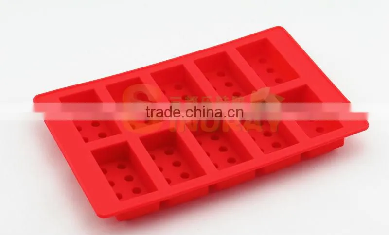 Novel silicone ice tray for 2014