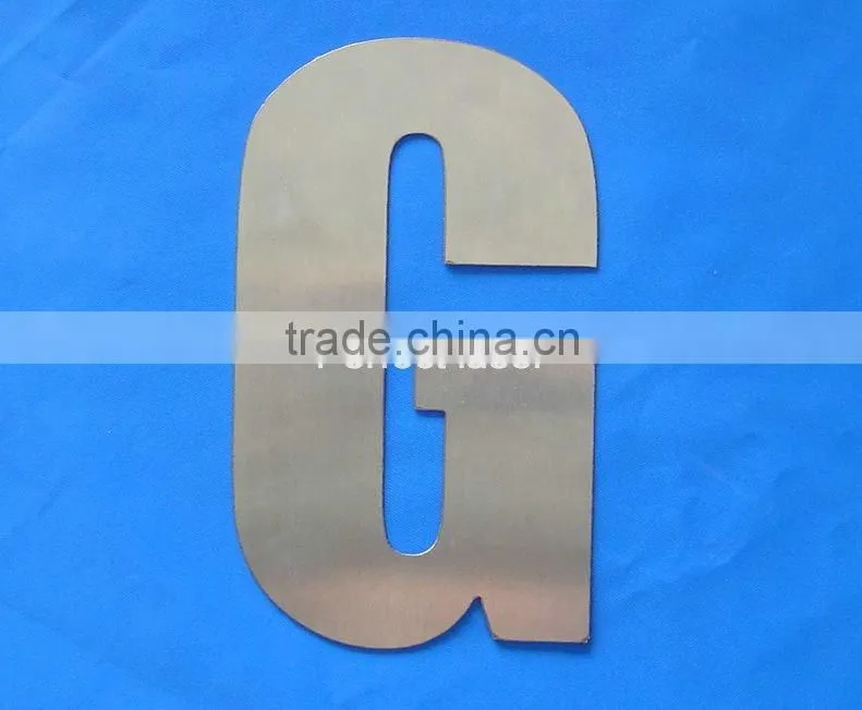 Perfect Laser 700W PE-M700-6262 YAG Metal Laser Cutting Machine