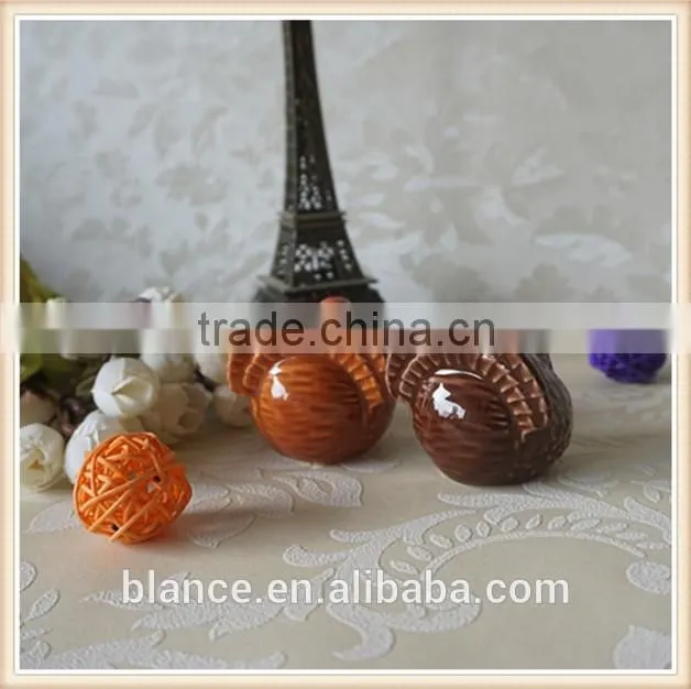 love birds salt and pepper shakers