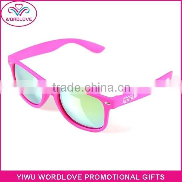 Wholesale Most Fashion Love Heart Shaped Plastic Sunglasses