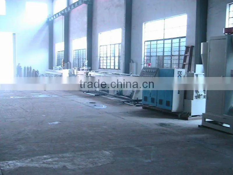 High performance PE pipe machine production line (160-315mm)