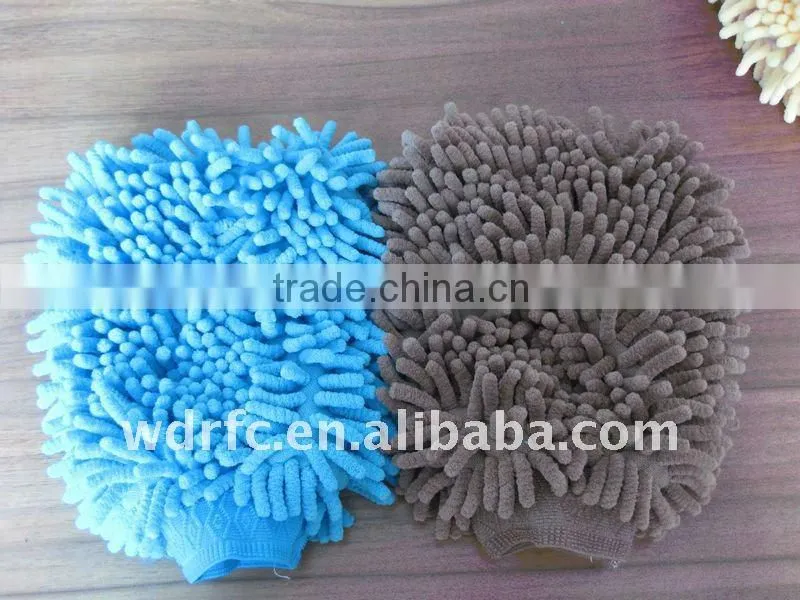 Cleaning glove