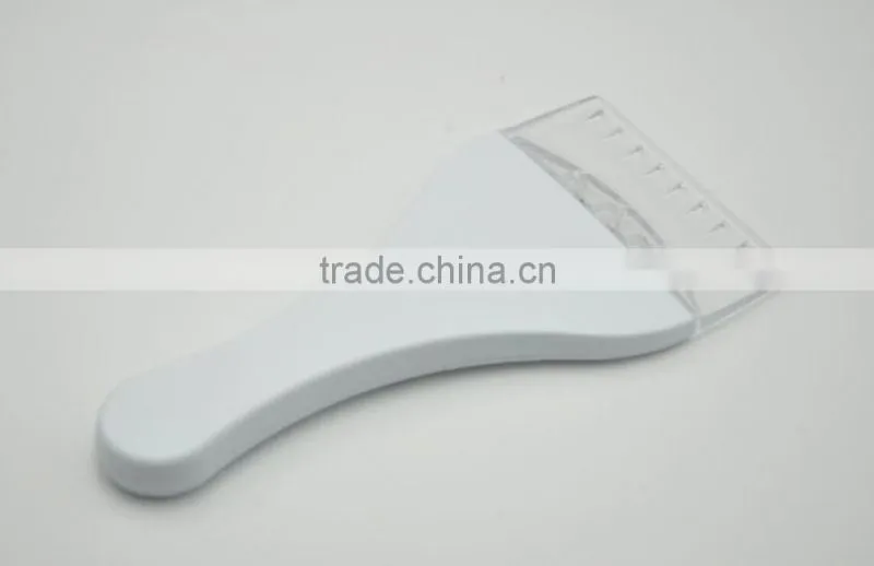 New LED ice craper plastic ice craper with light