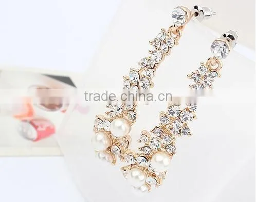 New Fashion Imitation pearl rhinestone lady Sut Earring
