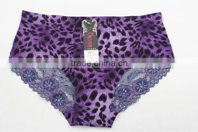 New Style Adhesive panty with lace