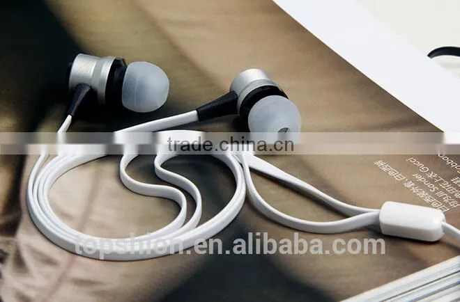 2015 new products hot selling earphone colorful in-ear earphones with flat cable