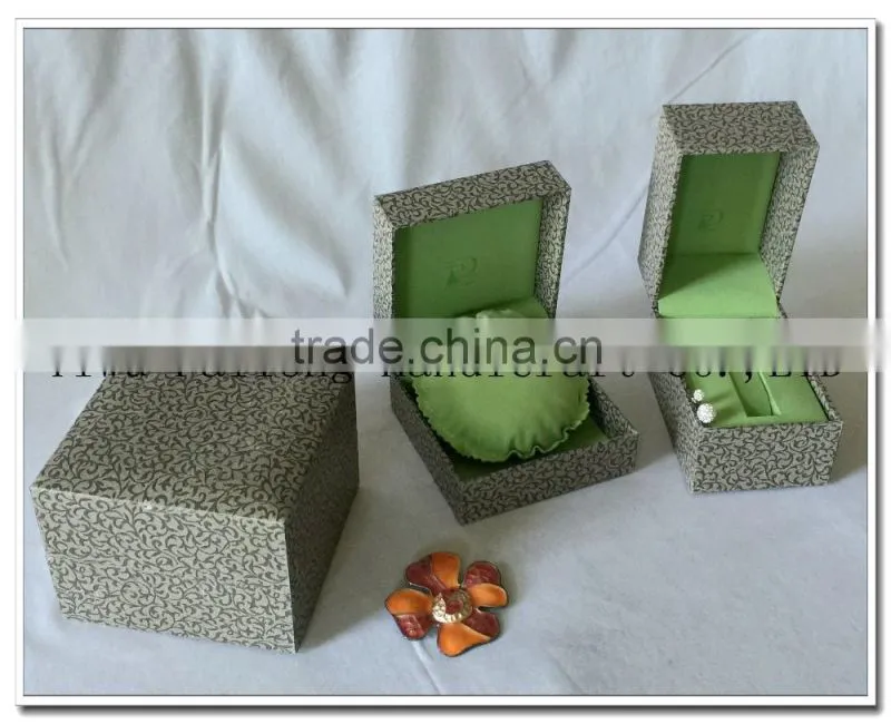 Luxury gift watch box with hot sale popular plastic jewelry box