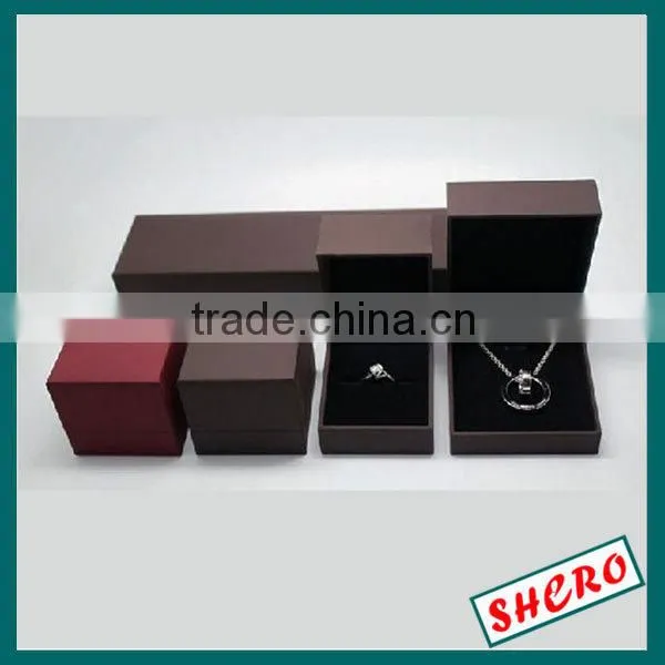 Fashion Small Red Paperboard Jewelry Box