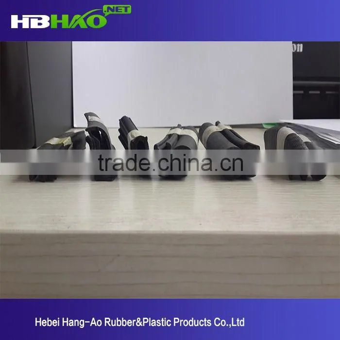 Bridge expansion joint rubber seal strip (HOT)