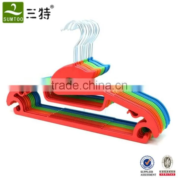 supermarket multi color plastic cloth hanger for outdoor