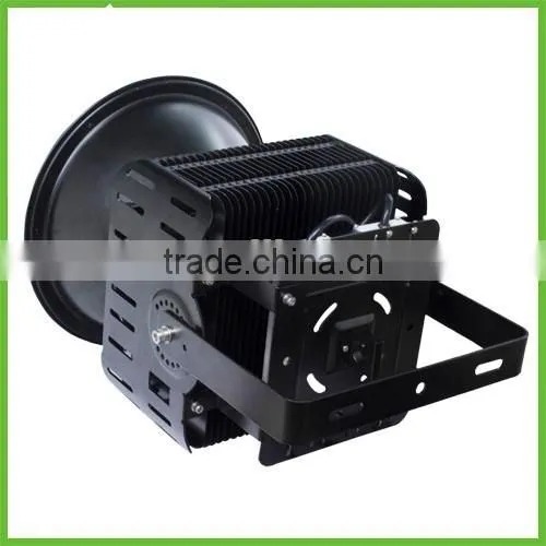 High IP65 finned aluminum housing 500w big power led flood light parts with 5 years warranty