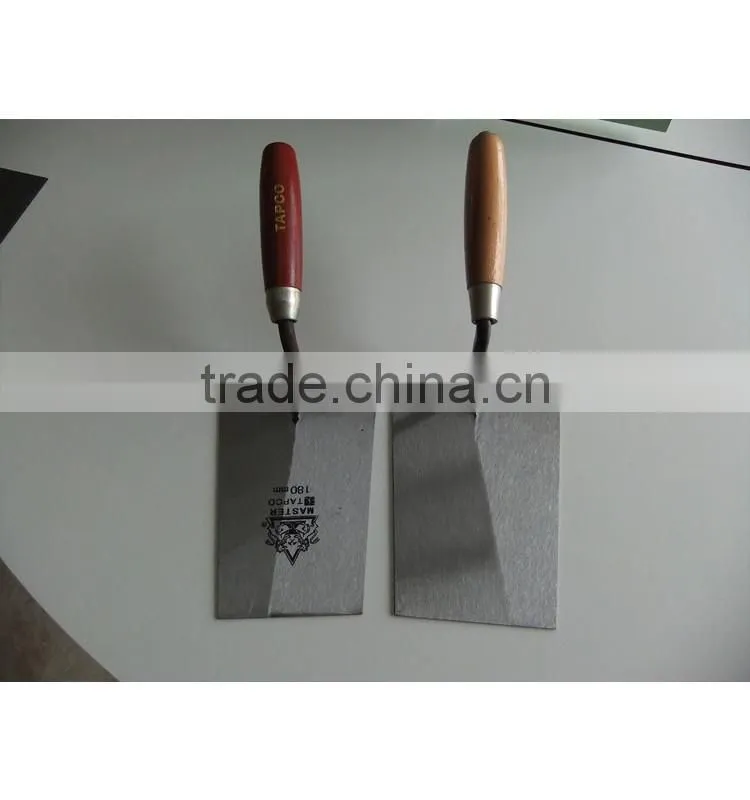 fine polished one piece forged trowel with wooden handle ( factory )